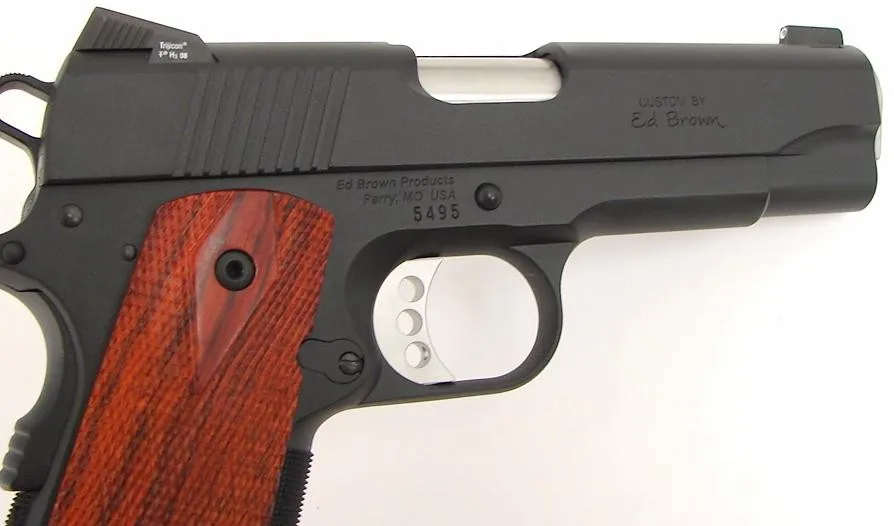 Ed Brown Custom Executive Carry .45 ACP caliber pistol. Premium grade 4 1/4″ carry gun with bobtail grip frame, fine checkering (pr13446)
