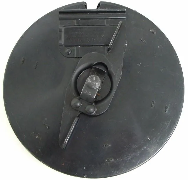 Original Magazine Type L for Thompson Sub-Machine Gun. 50 round made by the Seymour Products Co in Seymour, CT. Excellent cond (mis207)