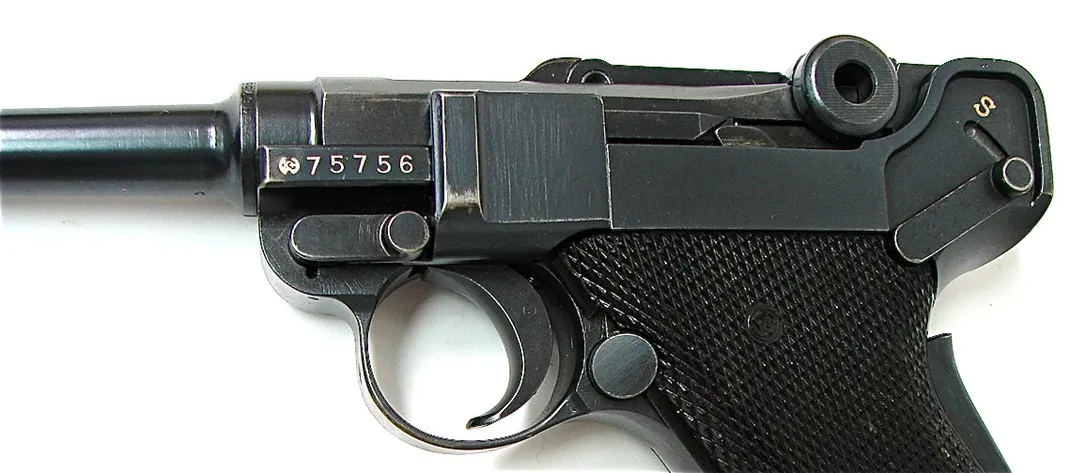 Swiss 1929 .30 Luger pistol. Produce by the Swiss firm of Waffenfabrik Bern from 1930-1947. Excellent bore. Swiss magazine. Exce (PR18440)